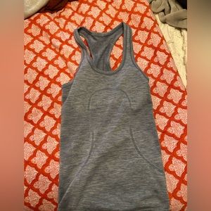 Lululemon Swiftly tech racer back size 2